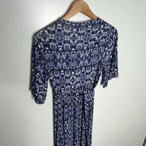 Seraphine Maternity Maxi Dress XS Blue White Floral V-Neck Short Sleeve Boho - Picture 6 of 8